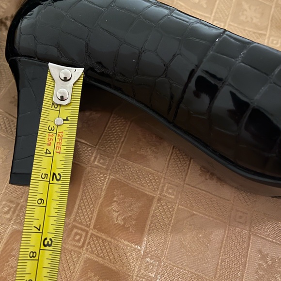 Nordstrom brand patent leather croc patterned heels - Picture 3 of 4